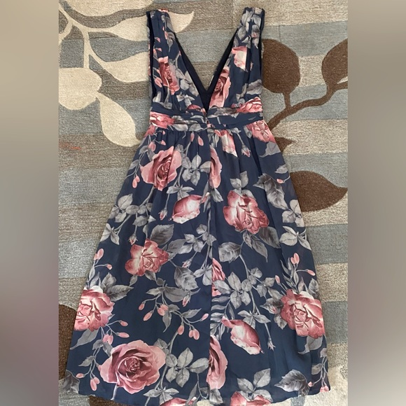 Lulus Queen of Hearts Navy Blue Floral Print Midi Dress - Picture 7 of 11